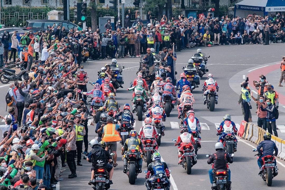 Momen-Momen Keseruan Parade Pembalap MotoGP di Jakarta