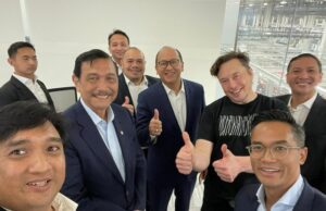 Luhut dan Anindya Bakrie Ajak Elon Musk Investasi di Indonesia