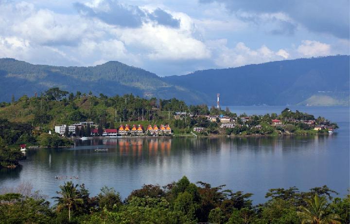 Ini Dia 3 Danau Terluas di Indonesia
