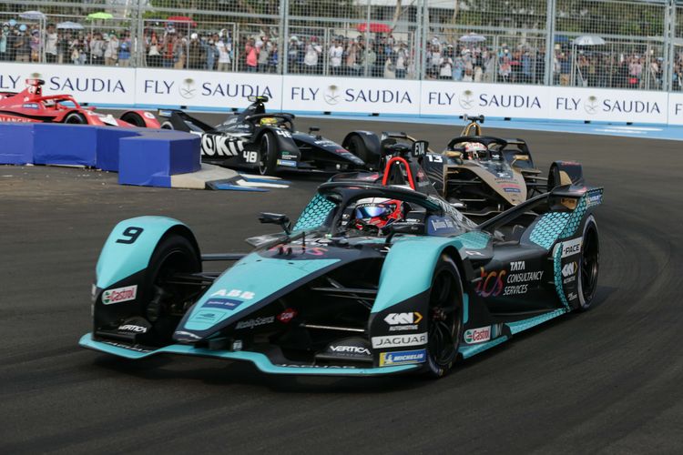 Formula E Jakarta 2022 Pecahkan Rekor Dengan Berhasil Bawa Antusias Penonton