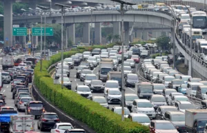 Belasan Ribu Orang Teken Petisi Kembalikan WFH Imbas Kemacetan dan Polusi