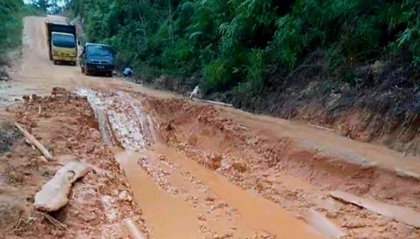 Total Jalan Rusak di Indonesia Mencapai 87.454 Kilometer