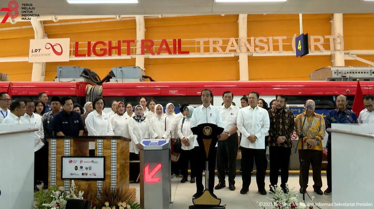 Jokowi Resmikan LRT Jabodebek, Segini Tarifnya!